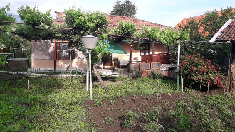 House for Sale in Gramazhdano, Kyustendil