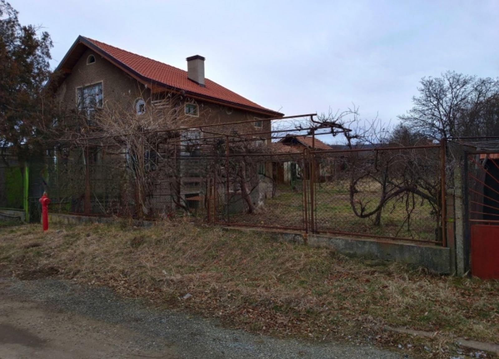 House for Sale in Dolna Dikanya, Pernik
