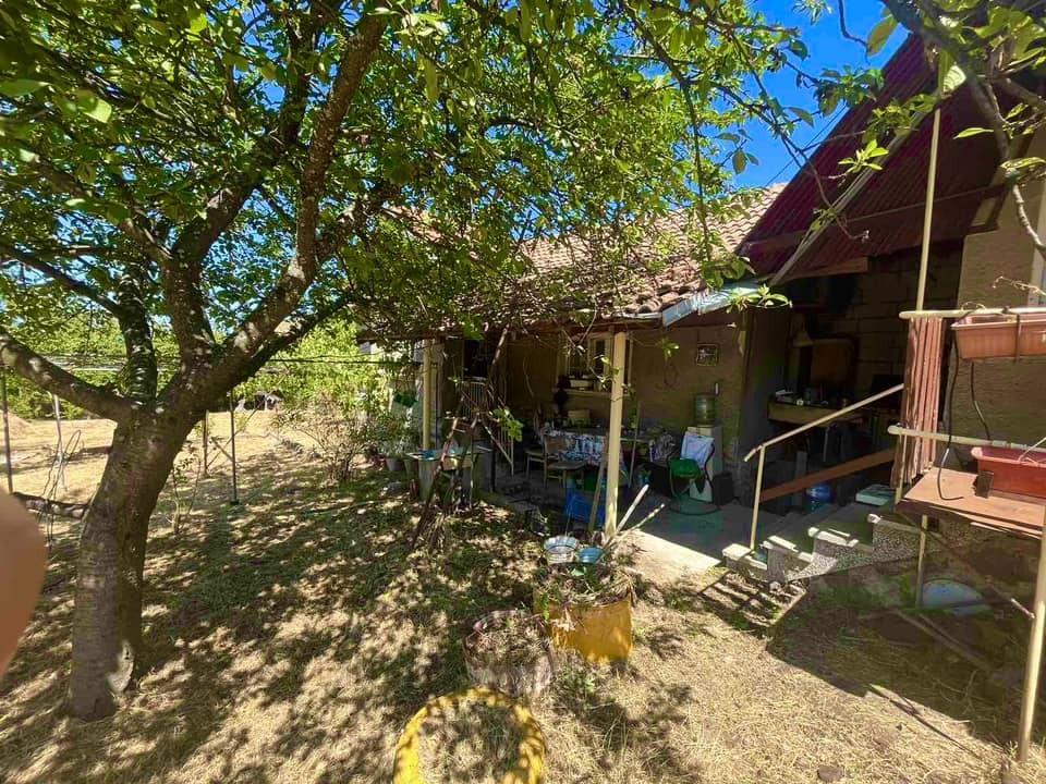 House for Sale in Rasnik, Pernik