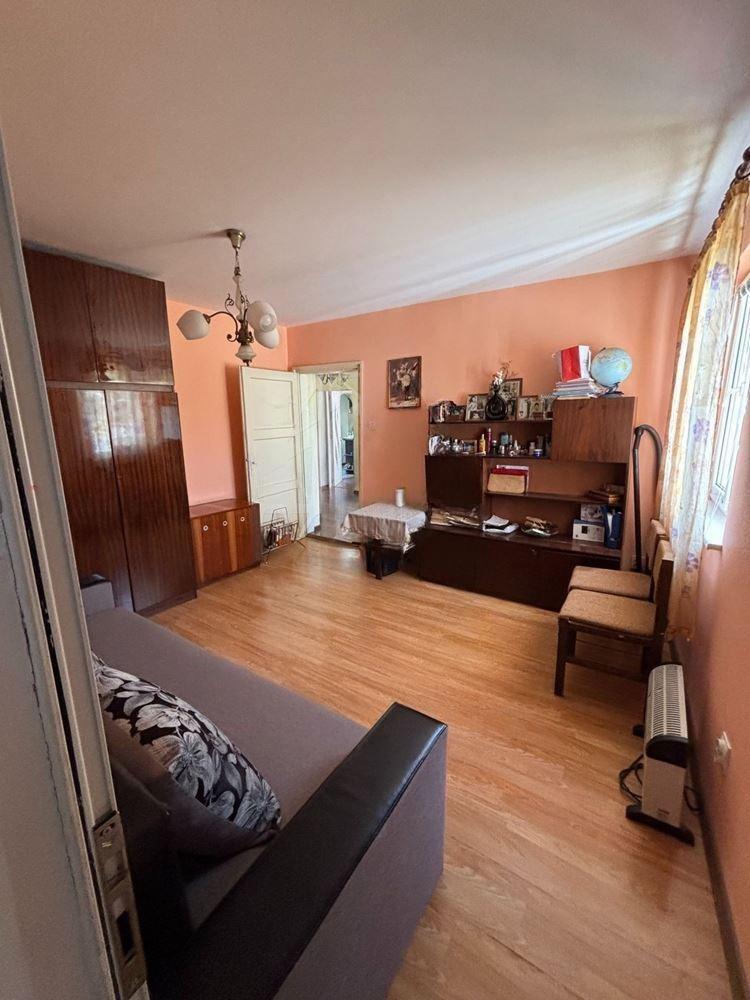 House for Sale in Burgas, Rudnik