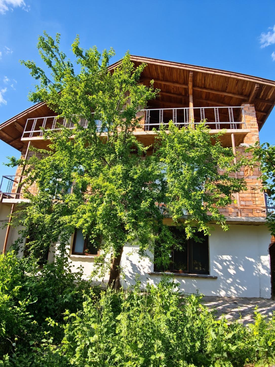 House for Sale in Karapoltsi, Sofia Province