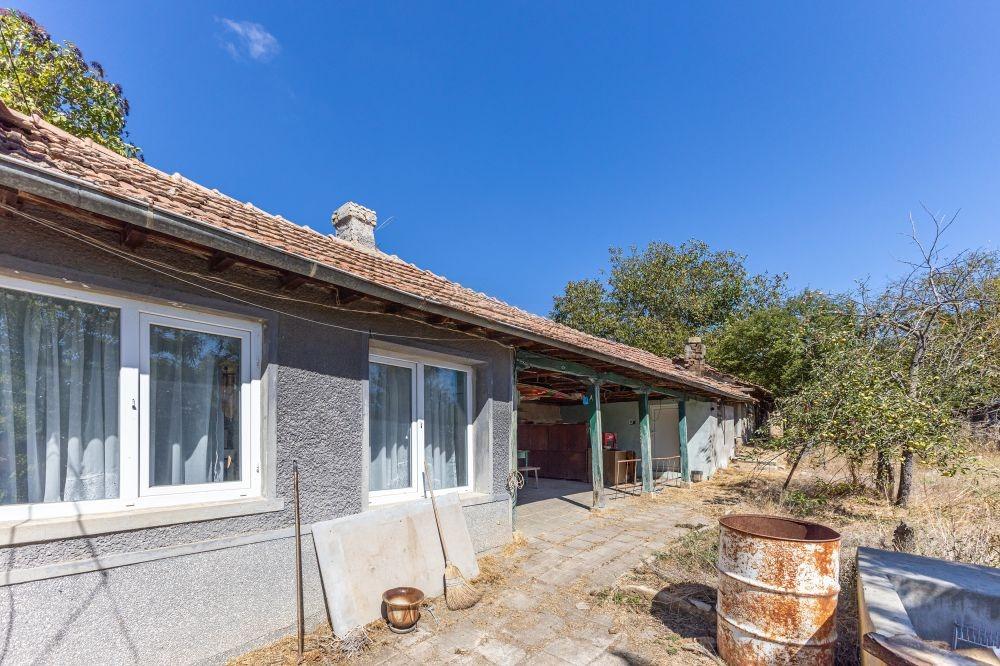 House for Sale in Vetrino, Varna