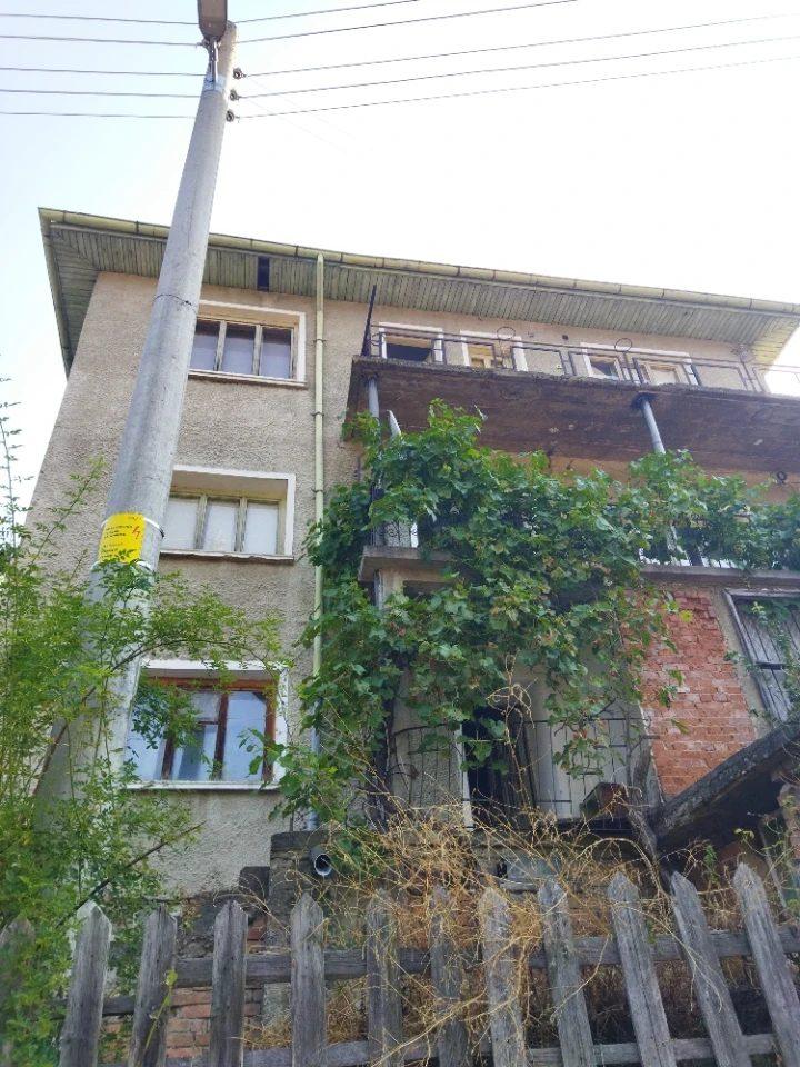 House for Sale in Vievo, Smolyan
