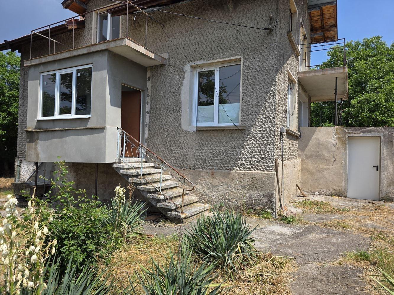 House for Sale in Pernik, Klepalo