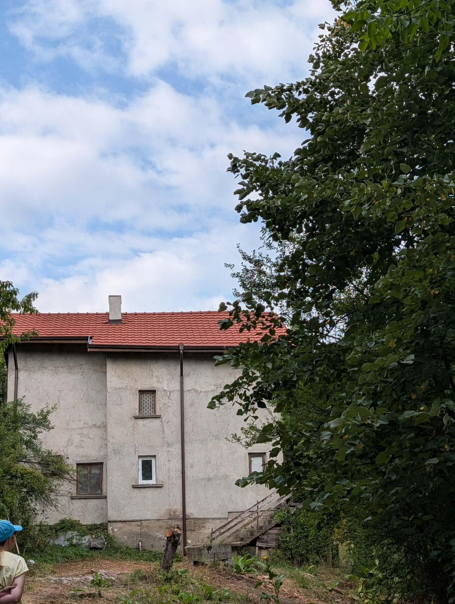 Villa for Sale in Klenovik, Pernik
