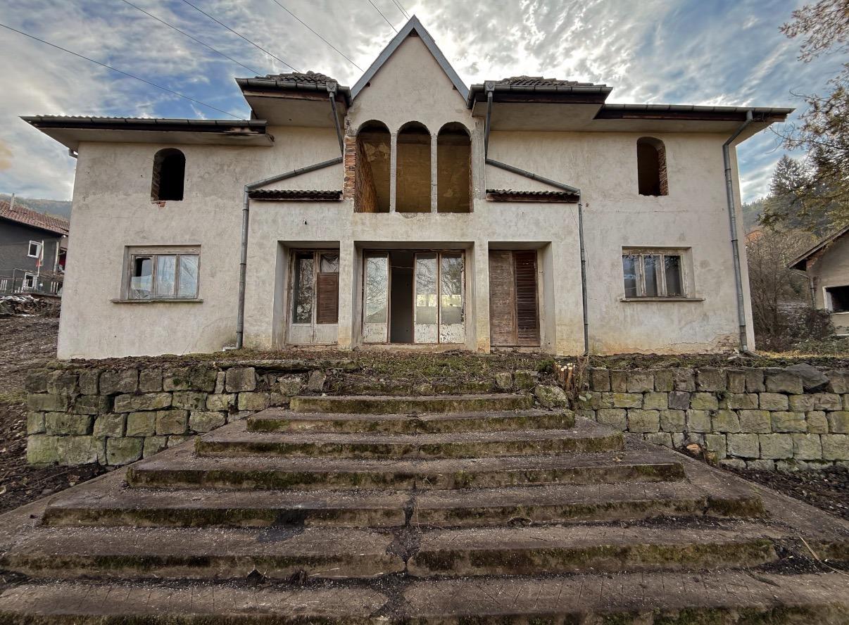 House for Sale in Lukovo, Sofia Province
