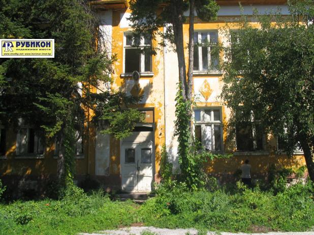 Hotel for Sale in Dolni Dabnik, Pleven Province, Bulgaria — exterior view