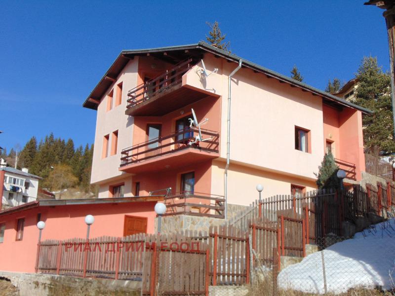 Hotel for Sale in Stoykite, Smolyan Province, Bulgaria — 406 m² — exterior view