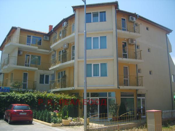 Hotel for Sale in Ravda, Burgas Province, Bulgaria — 1,500 m² — exterior view