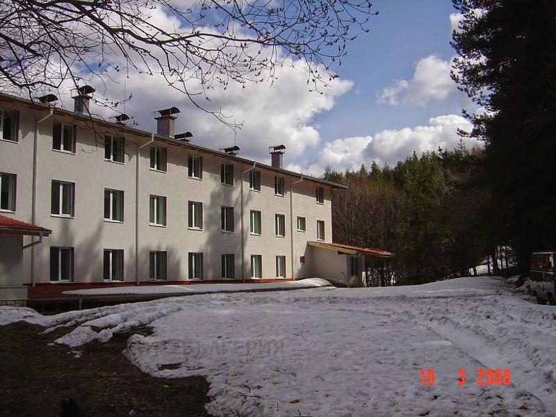 Hotel for Sale at Zdravets Chalet, Plovdiv Province, Bulgaria — 9,800 m² — photo 3