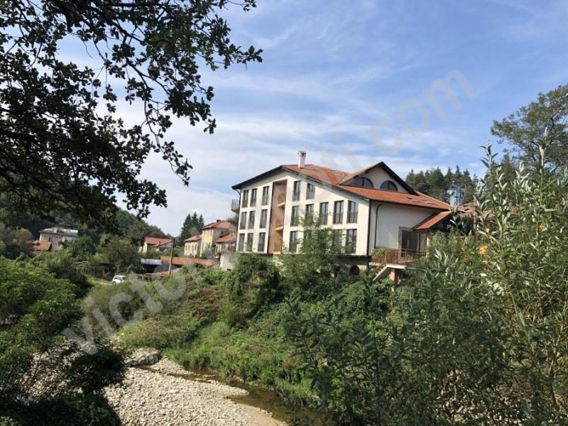 Hotel for Sale in Voneshta Voda, Veliko Tarnovo Province, Bulgaria — 1,500 m² — photo 4