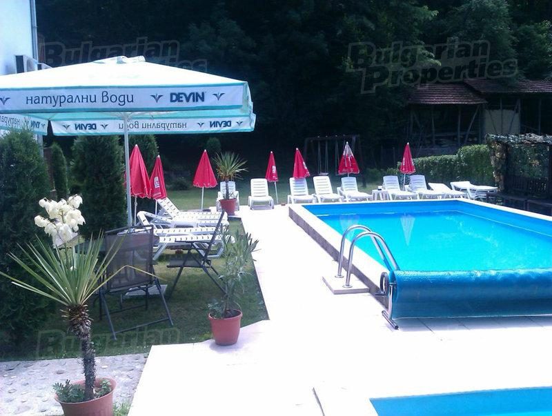 Hotel for Sale in Troyan, Lovech Province, Bulgaria — 1,100 m² — photo 4