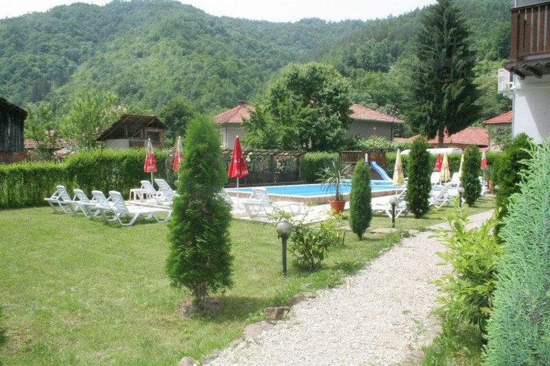 Hotel for Sale in Troyan, Lovech Province, Bulgaria — 1,100 m² — photo 8