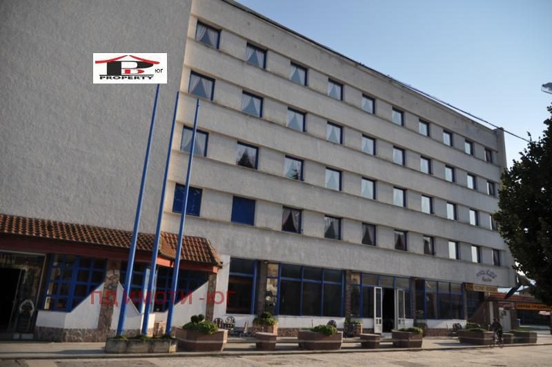 Hotel for Sale in Ihtiman, Sofia Province, Bulgaria — 3,564 m² — photo 6