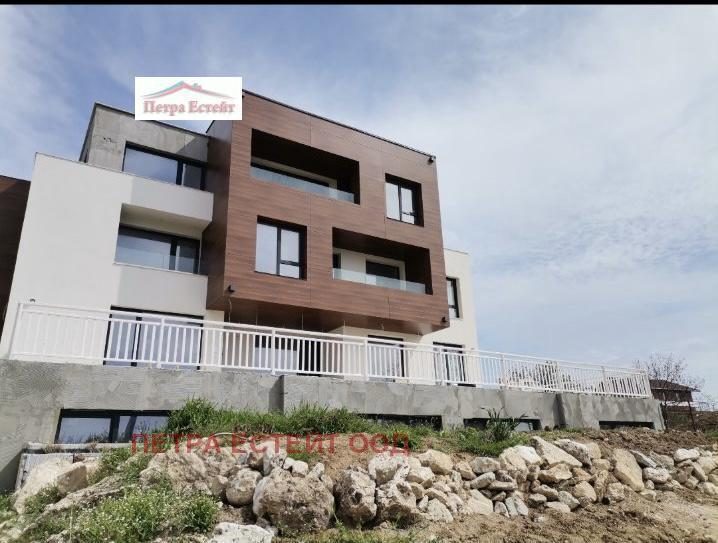Hotel for Sale in Alen Mak, Varna, Bulgaria — 850 m² — photo 2