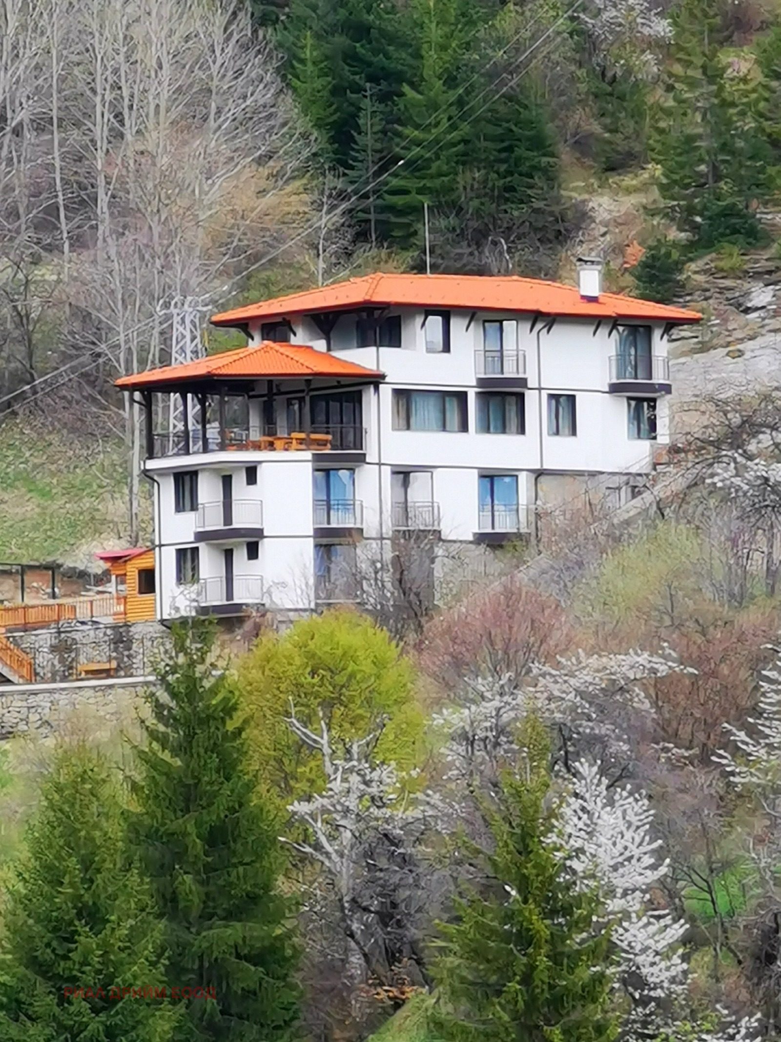 Hotel for Sale in Momchilovtsi, Smolyan Province, Bulgaria — photo 3