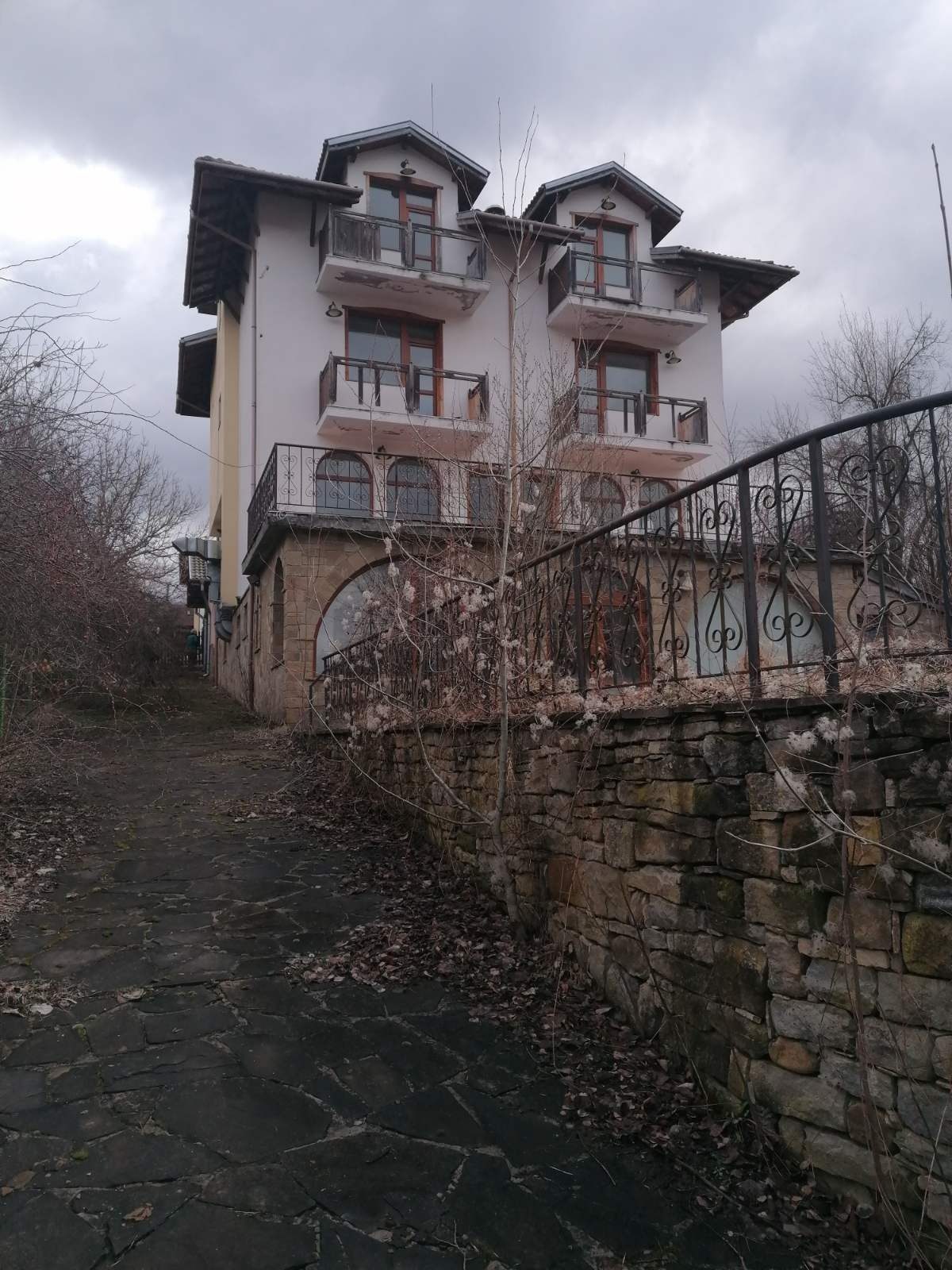 Hotel for Sale in Kmetovtsi, Gabrovo Province, Bulgaria — photo 3