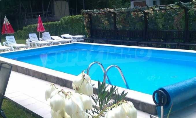 Hotel for Sale in Troyan, Lovech Province, Bulgaria — 1,100 m² (ref. 43007886) — photo 4