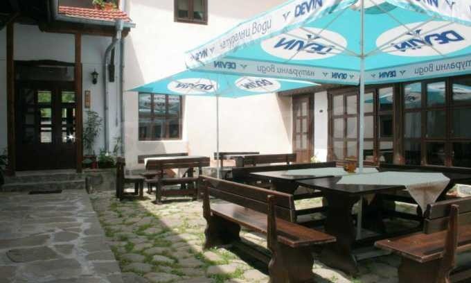 Hotel for Sale in Troyan, Lovech Province, Bulgaria — 1,100 m² (ref. 43007886) — photo 8
