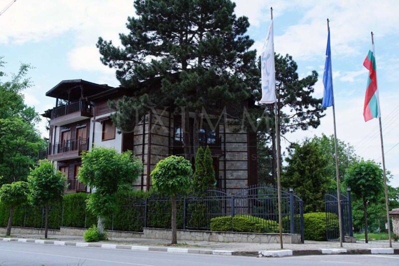 Hotel for Sale in Cherven Bryag, Pleven Province, Bulgaria — 1,600 m² — photo 6