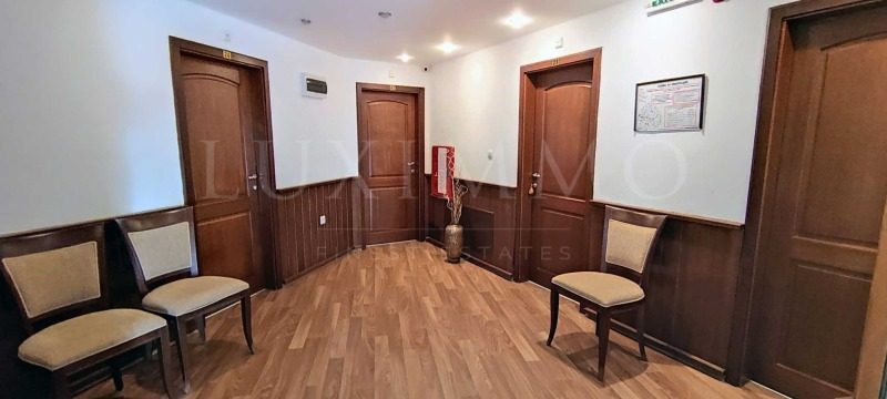 Hotel for Sale in Cherven Bryag, Pleven Province, Bulgaria — 1,600 m² — photo 7