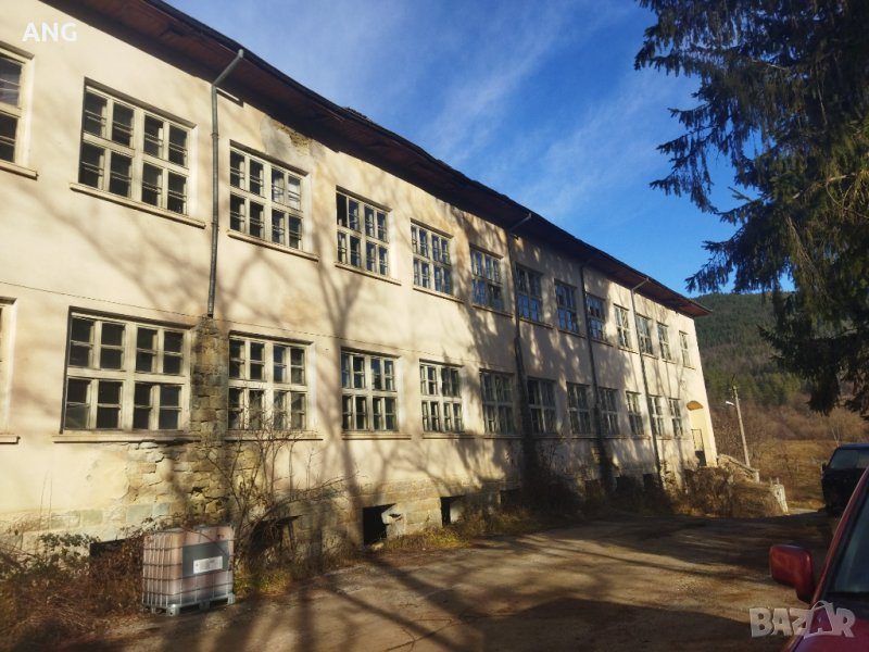 Building with a 5,030 sq. m Regulated Land Plot for Sale near Pamporovo Resort, Bulgaria — photo 6