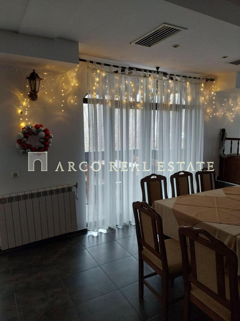 Hotel for Sale in Elena, Veliko Tarnovo Province, Bulgaria — 1,427 m² — photo 8