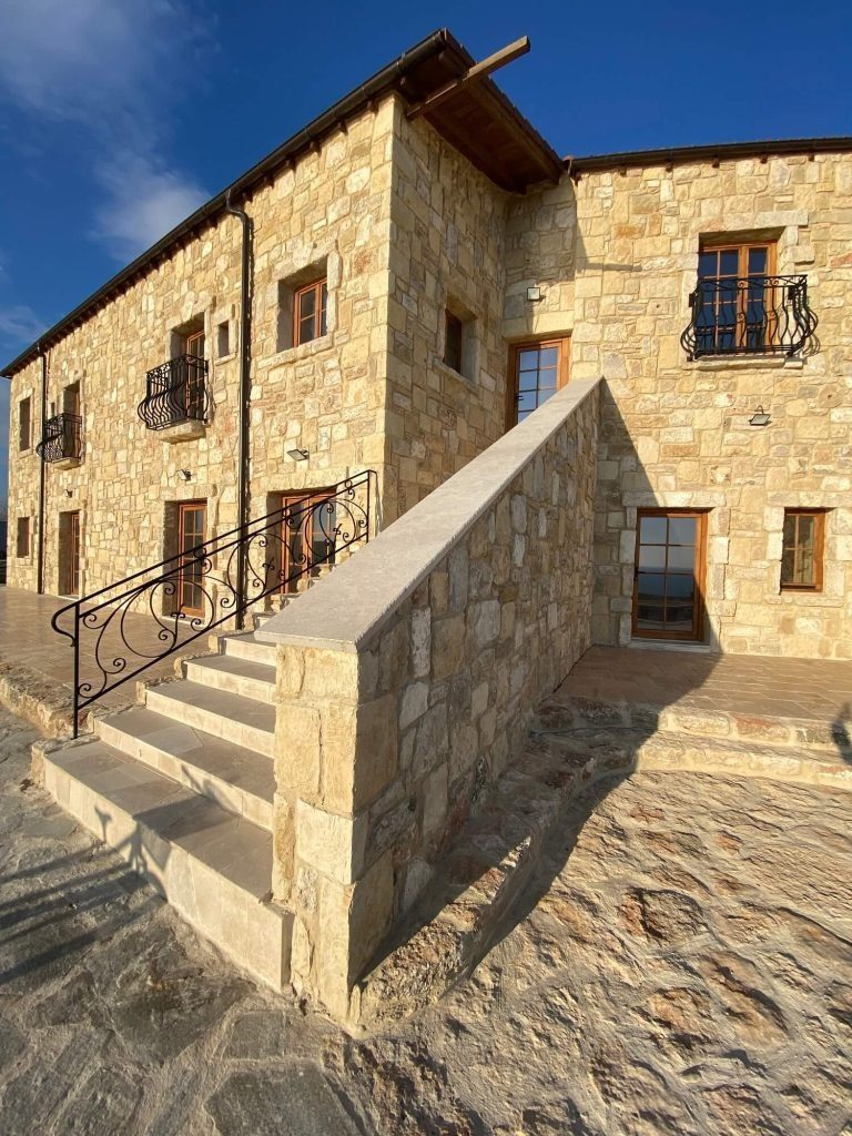 Hotel for Sale in Balgarevo, Dobrich Province, Bulgaria — 2,600 m² — photo 4