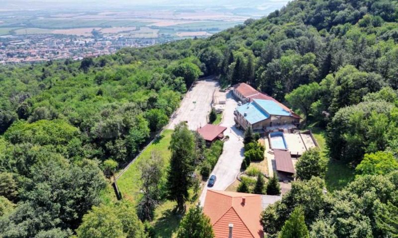 Hotel for Sale in Arbanasi, Veliko Tarnovo Province, Bulgaria — 2,874 m² — photo 2
