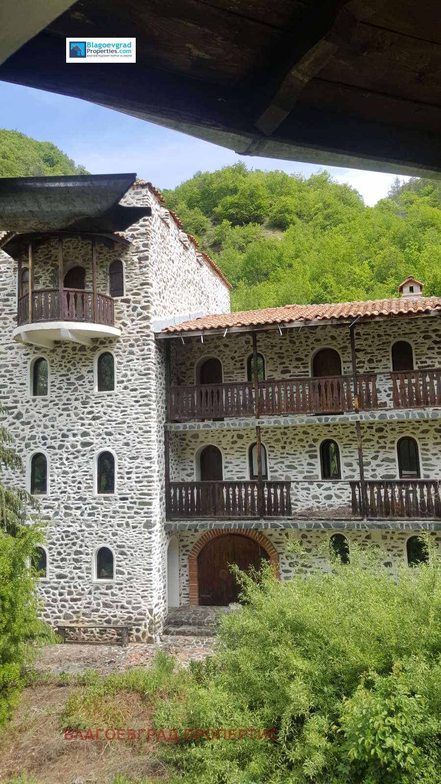 Hotel for Sale in Pastra, Kyustendil Province, Bulgaria — 1,360 m² — photo 4
