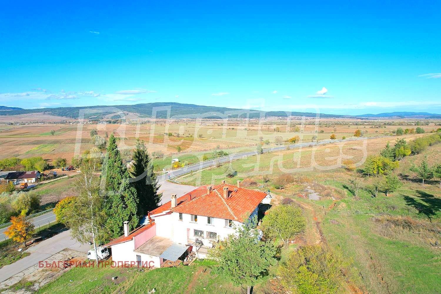 Hotel for Sale in Belchin, Sofia Province, Bulgaria — 1,583 m² — photo 6