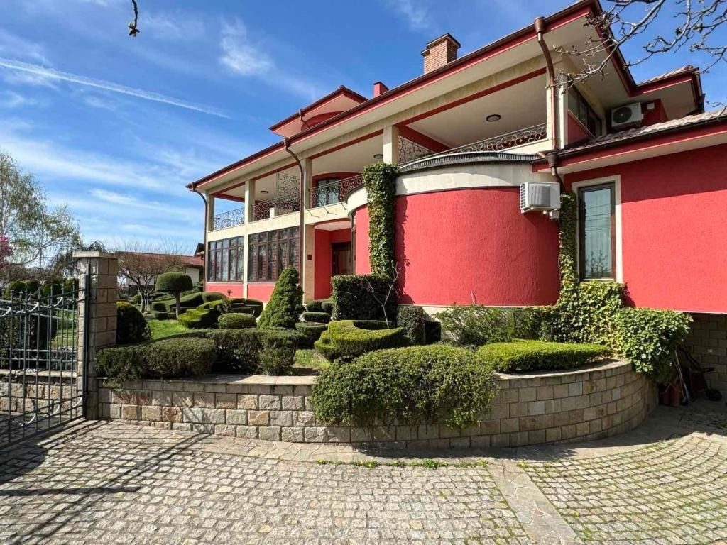 Hotel for Sale in Karlovo, Plovdiv Province, Bulgaria — photo 3