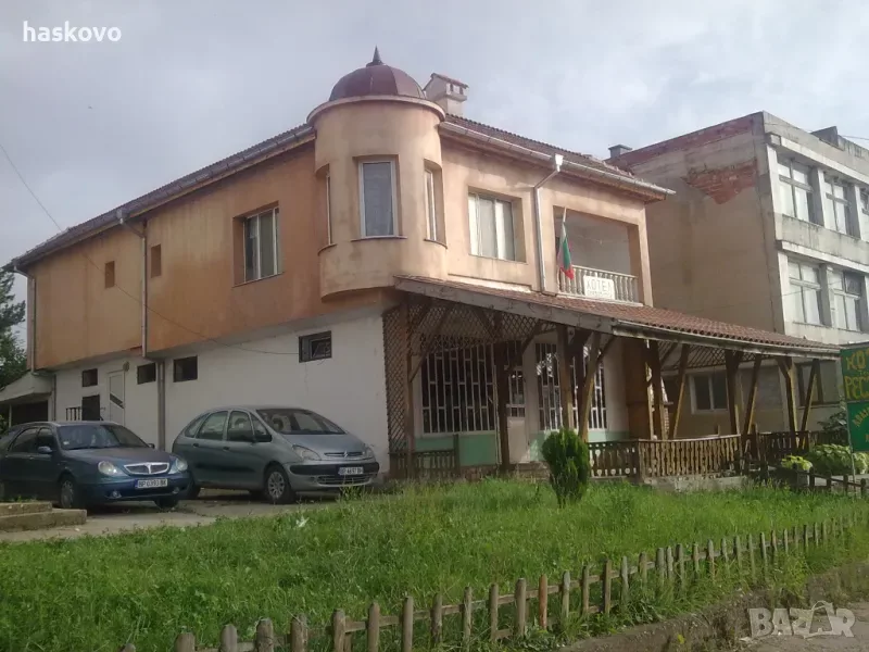 Hotel “Zora” for Sale in the Centre of Borovan, Bulgaria, Opposite the Main Square — photo 4