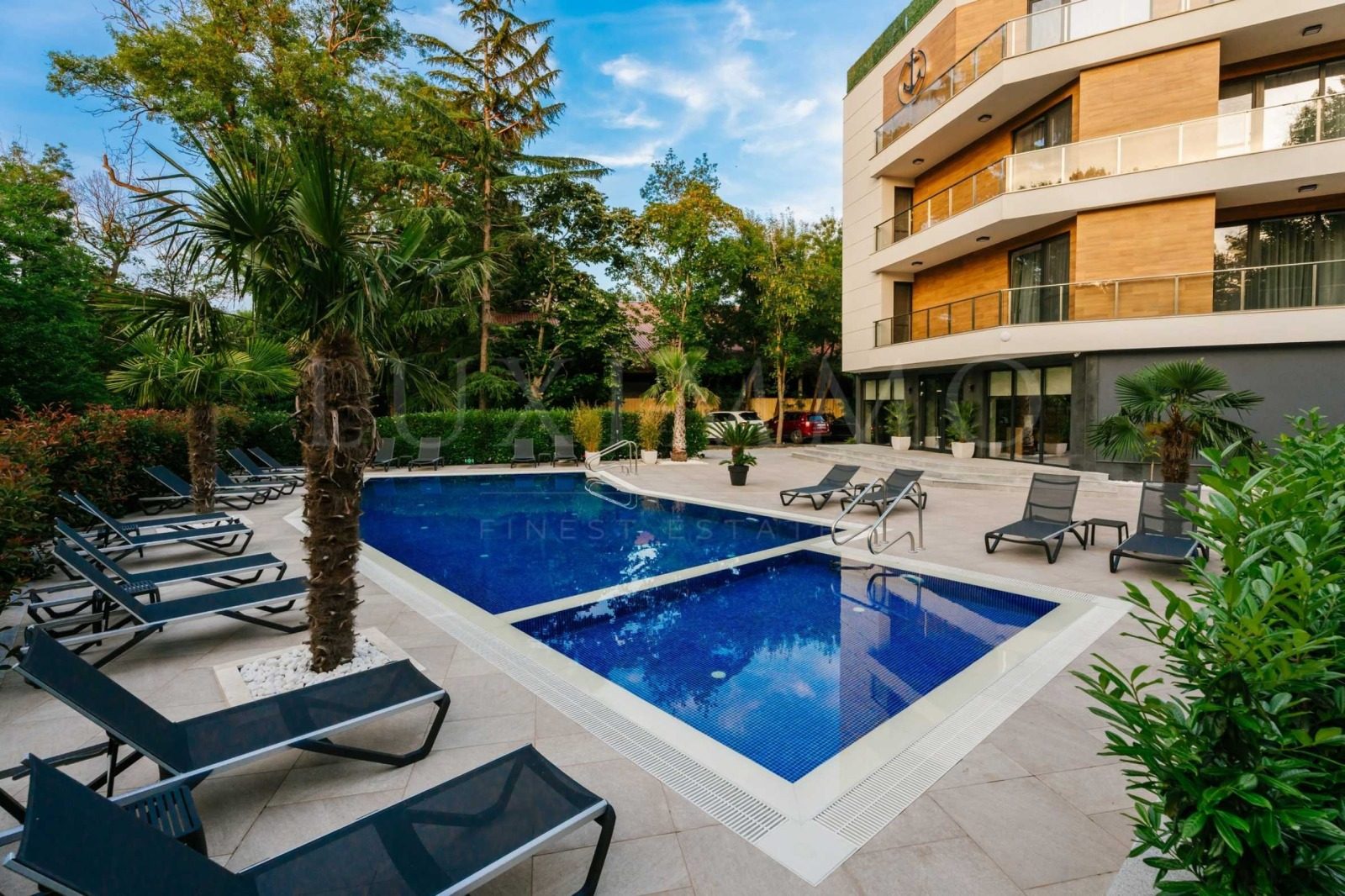 Hotel for Sale in Lozenets, Burgas Province, Bulgaria — 1,000 m² — photo 7