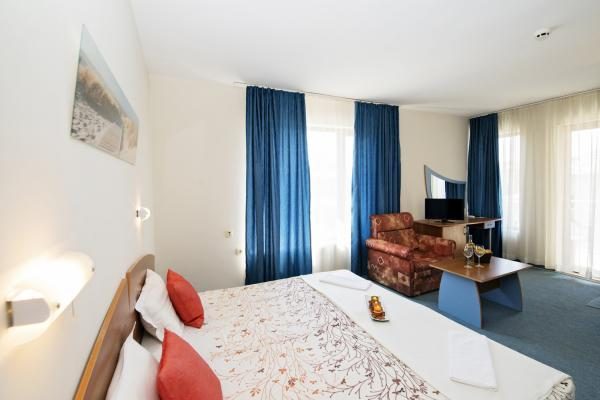 Hotel for Sale in Primorsko, Burgas Province, Bulgaria — 1,600 m² — photo 9