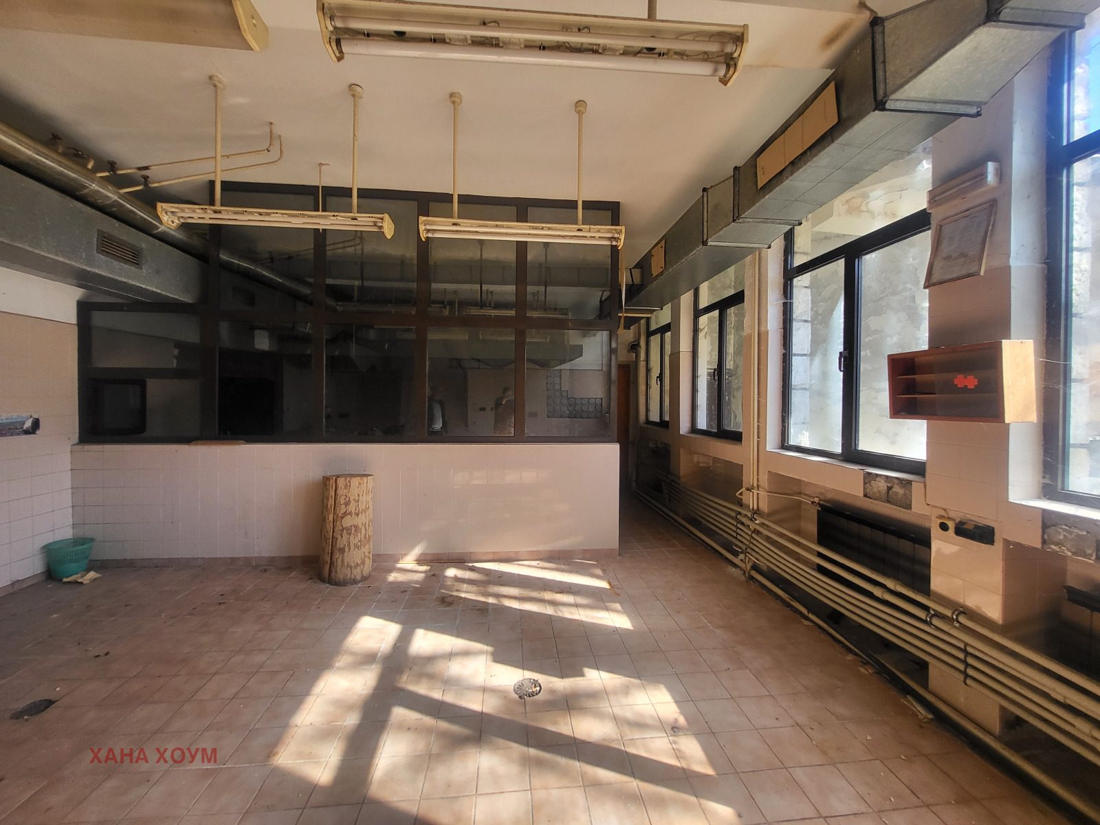 Hotel for Sale in Shipkovo, Lovech Province, Bulgaria — 1,138 m² — photo 9