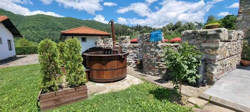 Hotel for Sale in Troyan, Lovech Province, Bulgaria — 70,000 m² — photo 4