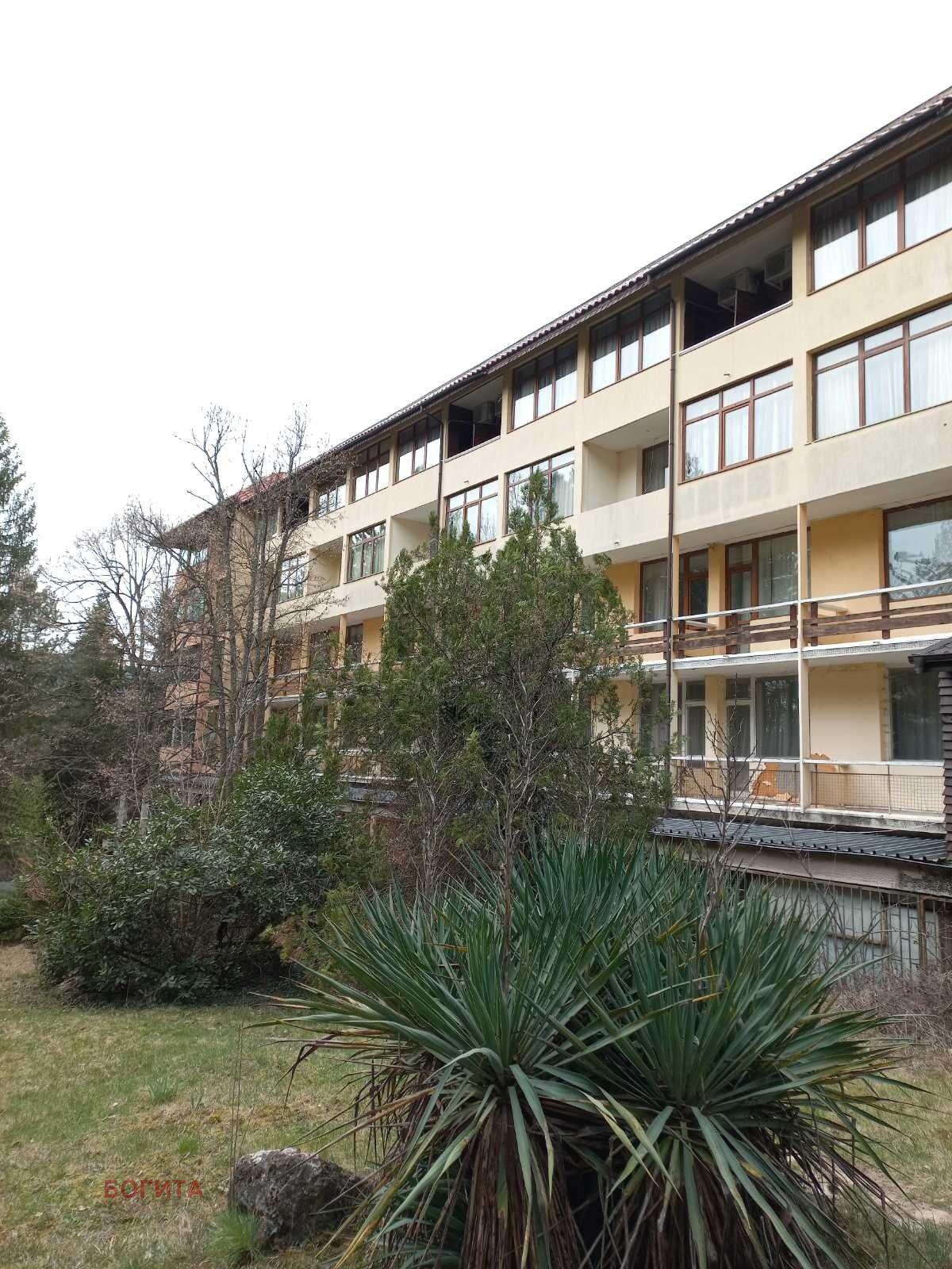 Hotel for Sale in Starozagorski Bani, Stara Zagora Province, Bulgaria — 4,350 m² — photo 5