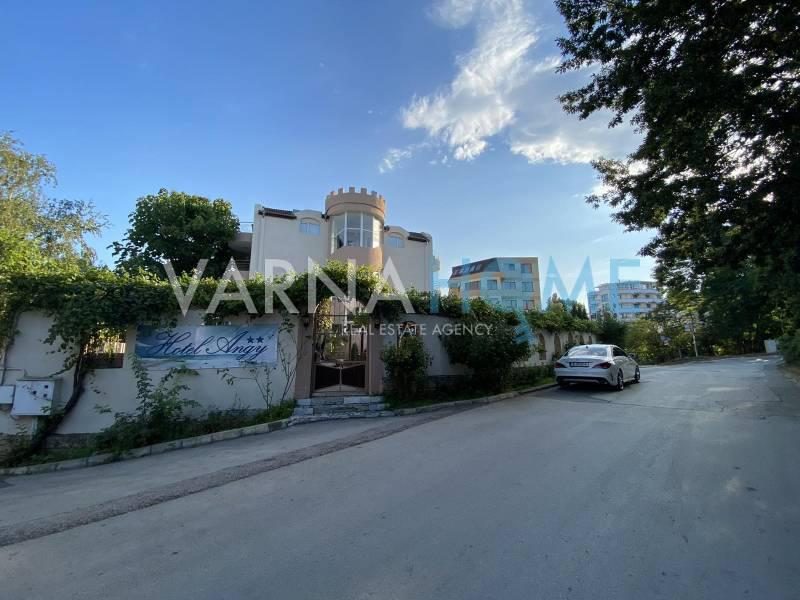Hotel for Sale in Chayka Resort, Varna, Bulgaria — 1,200 m² — photo 5