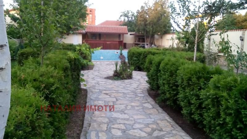 Hotel for Sale in Galabovo, Stara Zagora Province, Bulgaria — 3,000 m² — photo 5