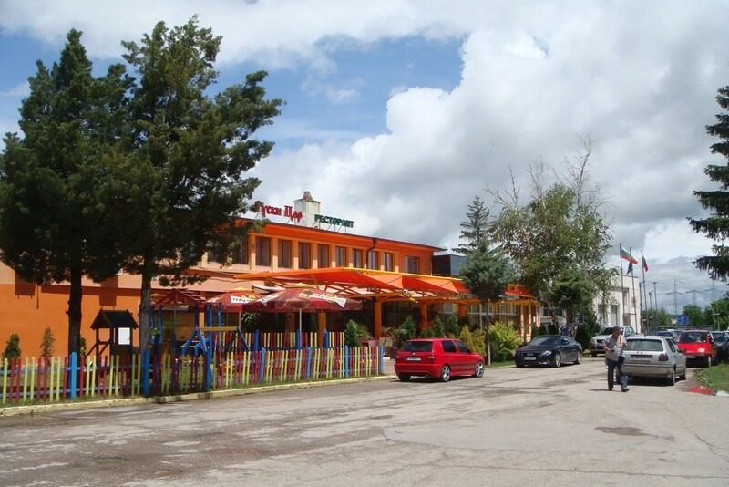 Hotel for Sale in Razboyna, Targovishte Province, Bulgaria — photo 3