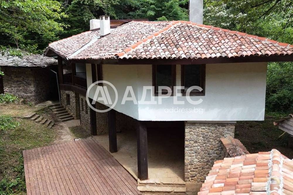 Hotel for Sale in Pravets, Sofia Province, Bulgaria — 728 m² — photo 3