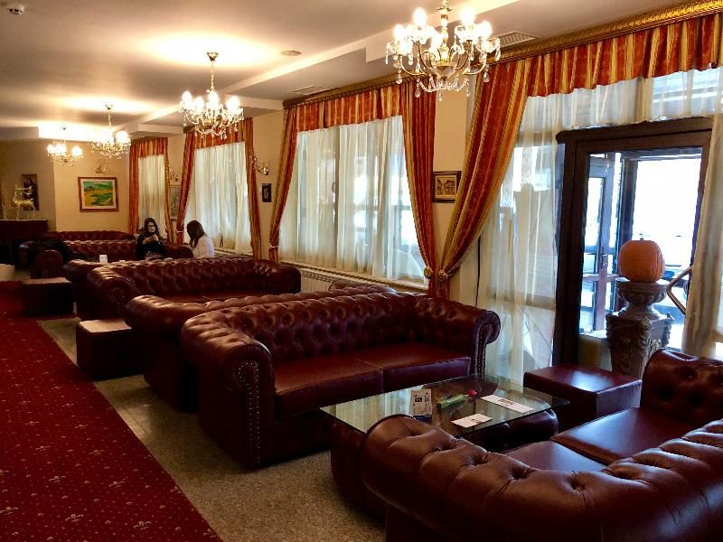 Hotel for Sale in Bansko, Blagoevgrad Province, Bulgaria — 2,000 m² — photo 4
