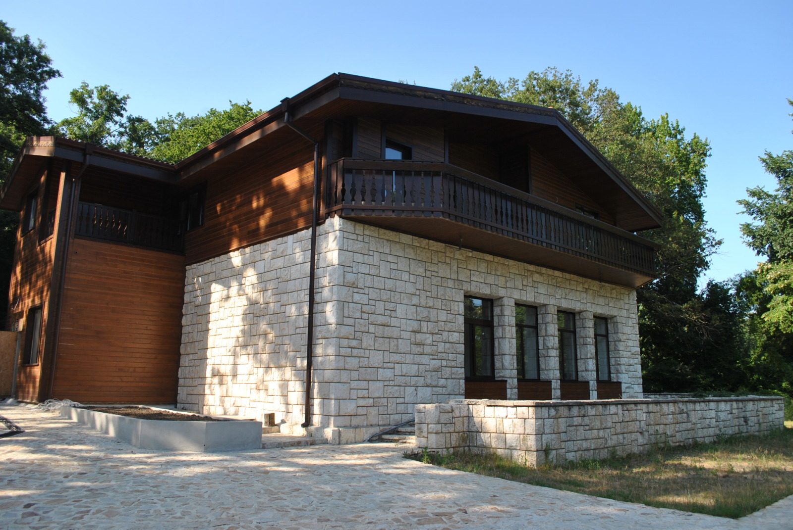 Hotel for Sale in Varna, Varna Province, Bulgaria — 710 m² — photo 3