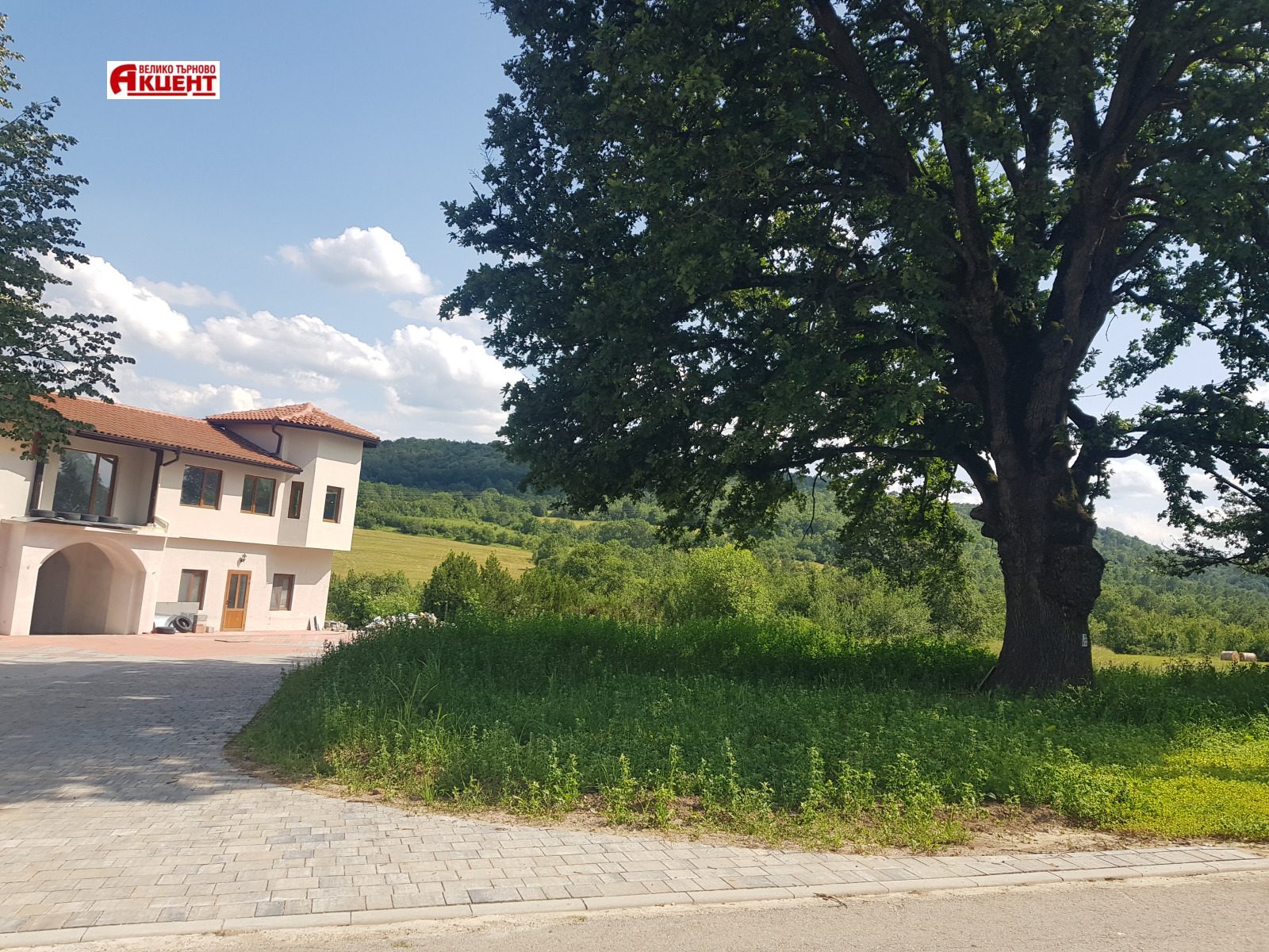 Hotel for Sale in Elena, Veliko Tarnovo Province, Bulgaria — 989 m² — photo 4