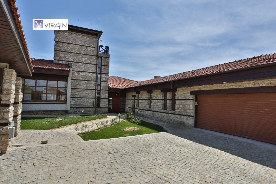 Hotel for Sale in Tyulenovo, Dobrich Province, Bulgaria — 568 m² — photo 6