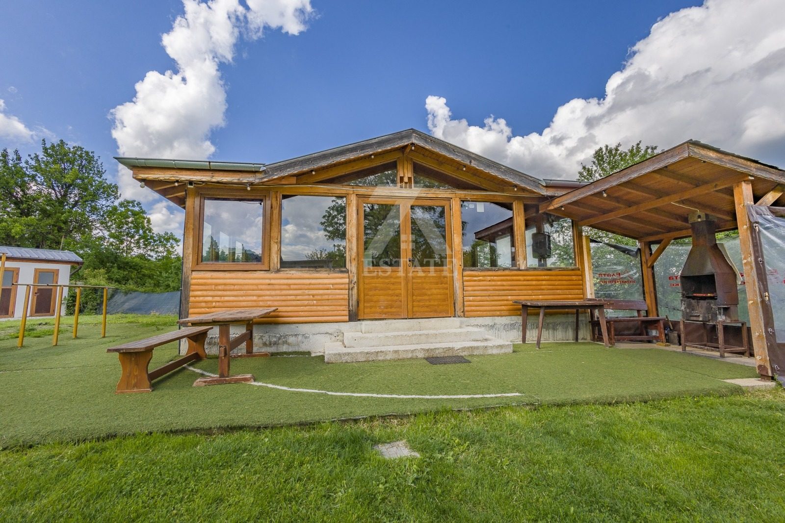 Hotel for Sale in Svoge, Sofia Province, Bulgaria — 5,300 m² — photo 8
