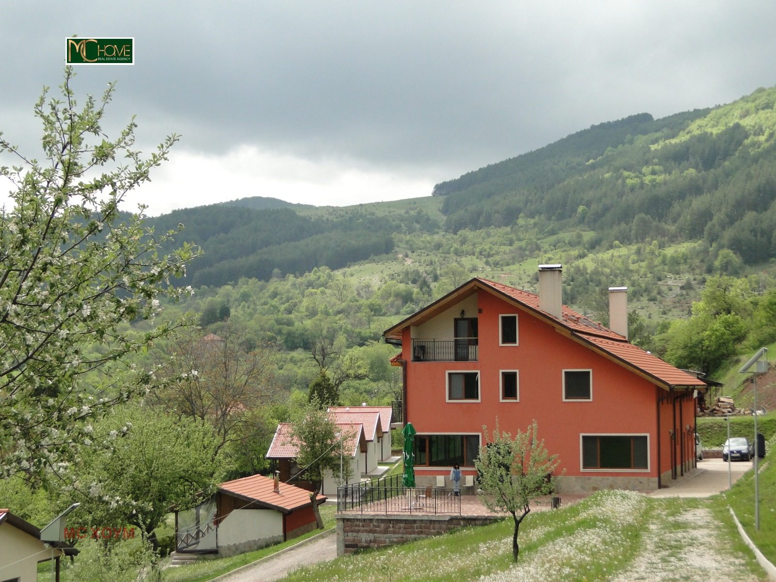 Hotel for Sale in Svoge, Sofia Province, Bulgaria — 670 m² — photo 4