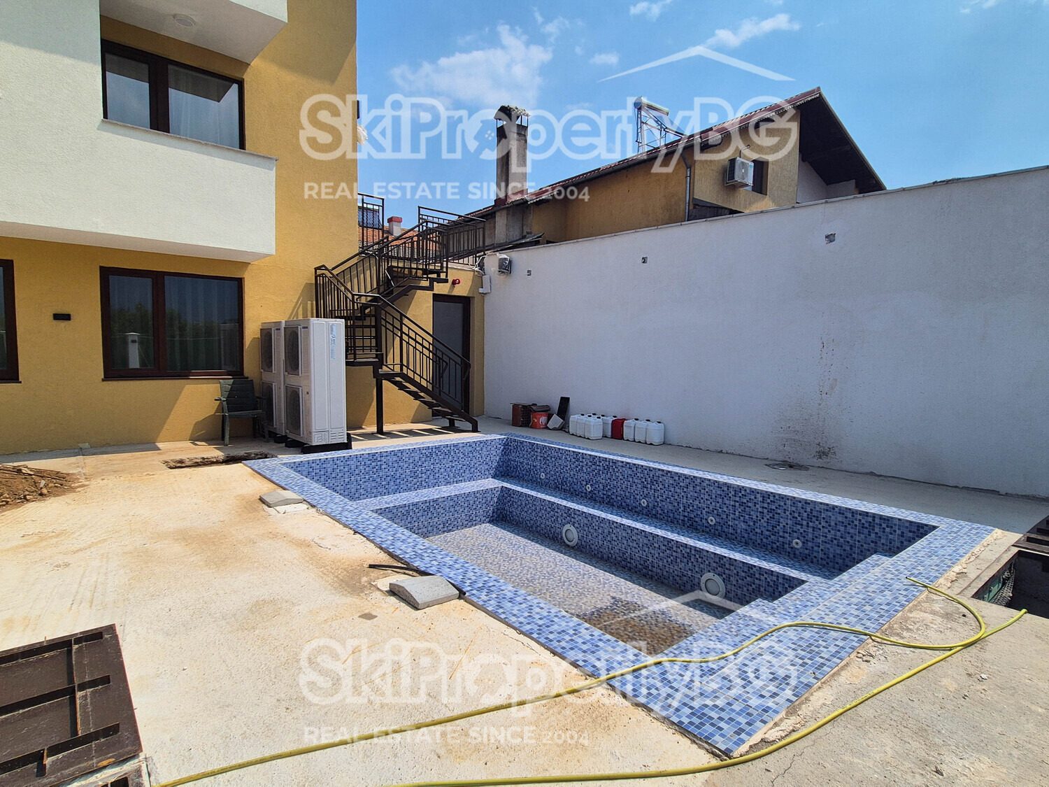 Hotel for Sale in Banya, Blagoevgrad Province, Bulgaria — 859 m² — photo 3