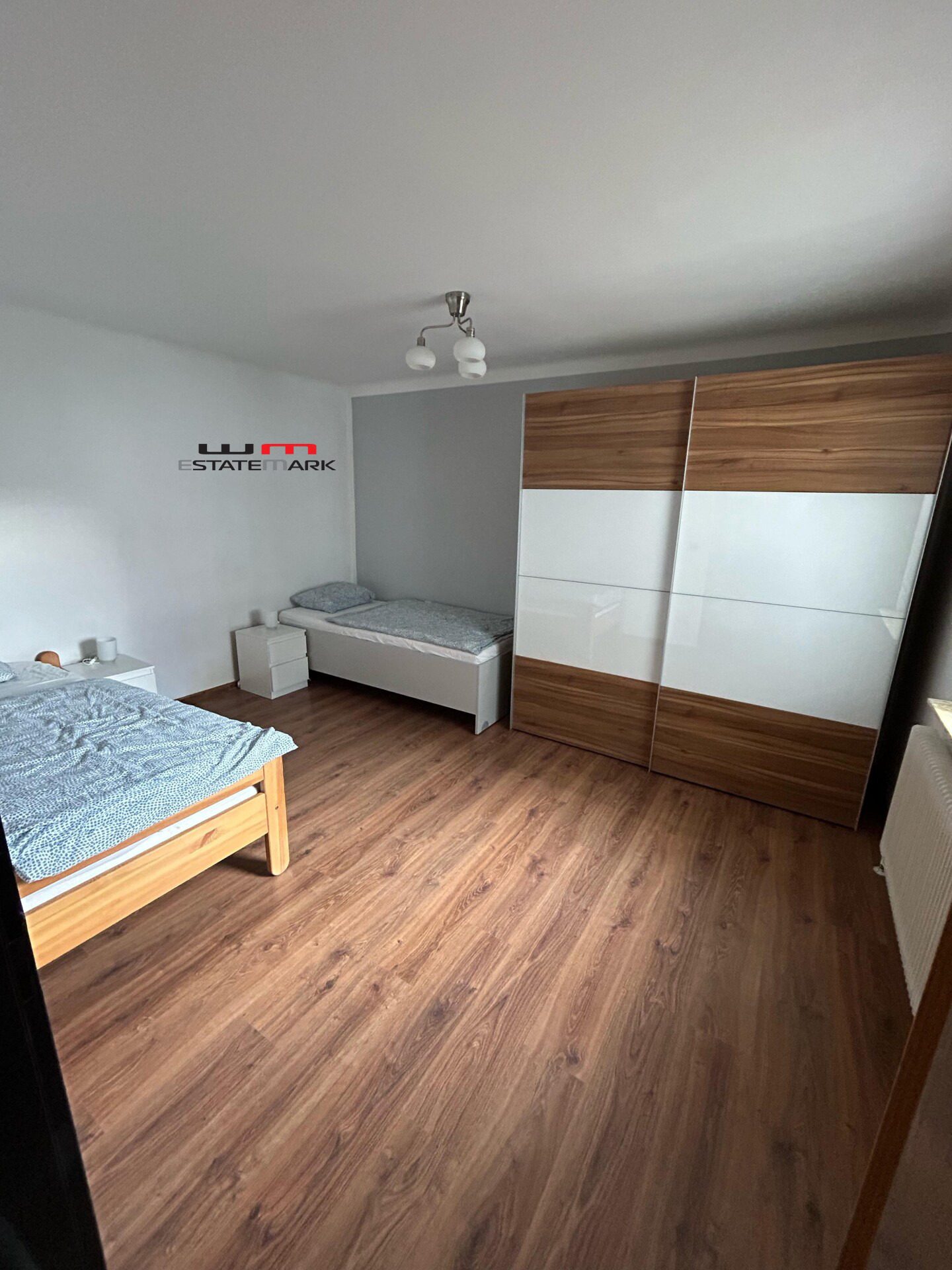 Hotel for Sale in Vakarel, Sofia Province, Bulgaria — 1,000 m² — photo 4